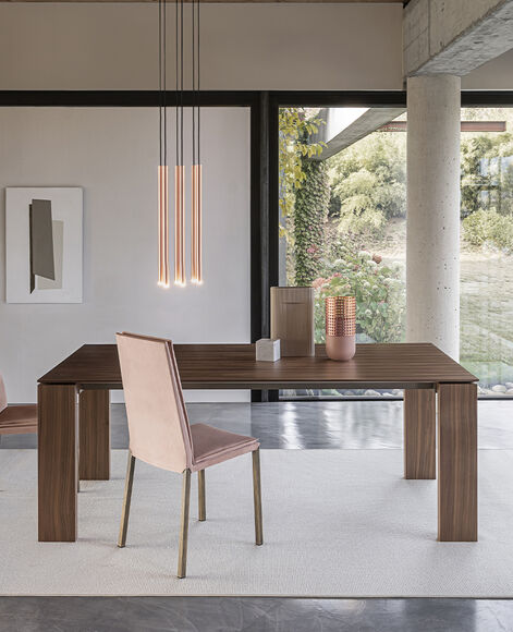 Tavolo allungabile in legno, design moderno ed elegante-  Atlante, Riflessi