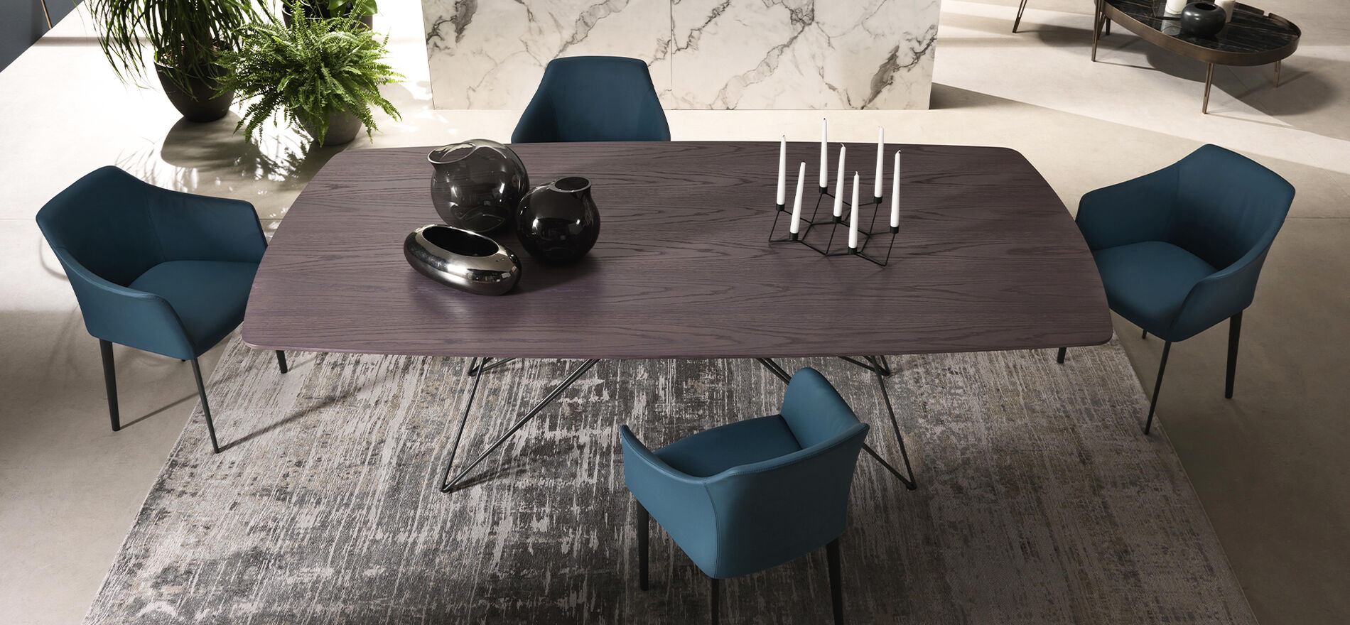 tavolo legno di design moderno